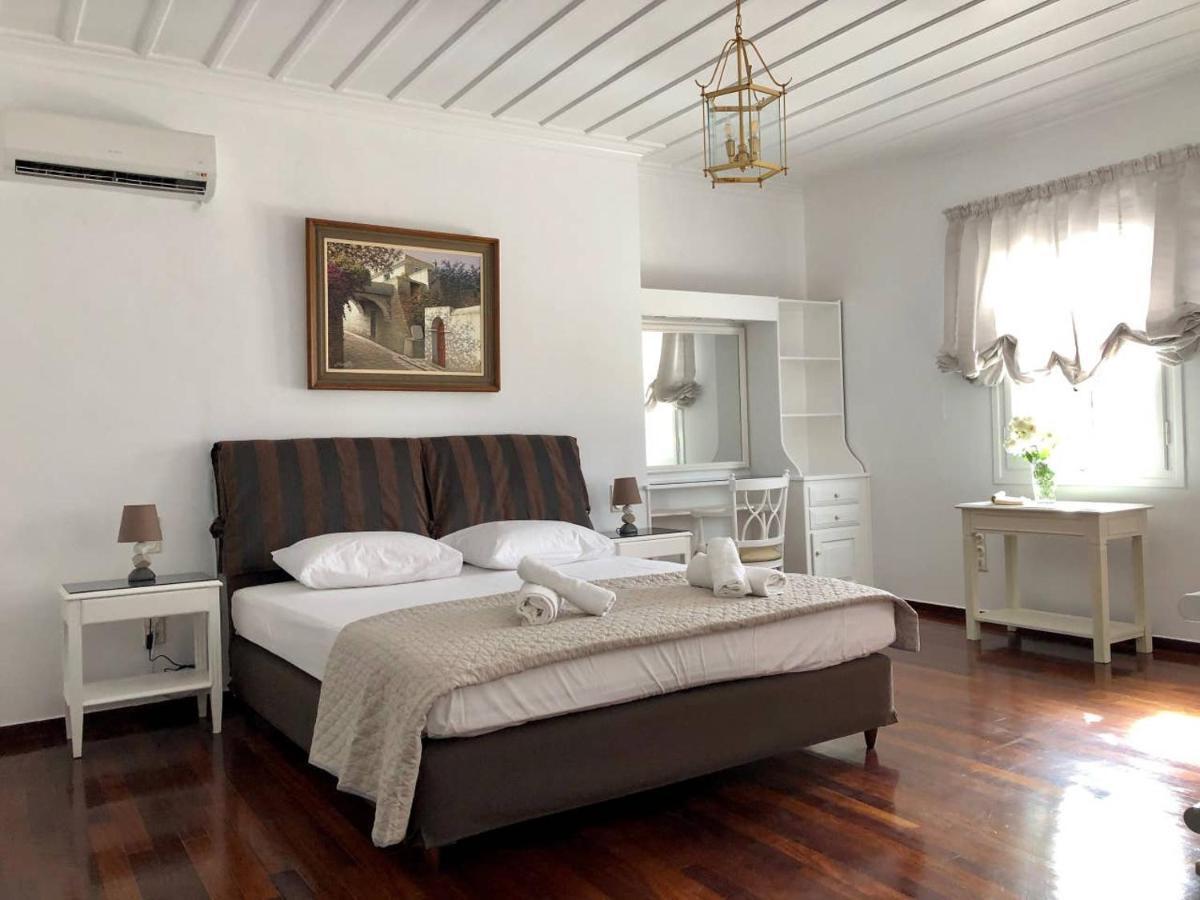 Villa Andros Epoque Livádhia 外观 照片
