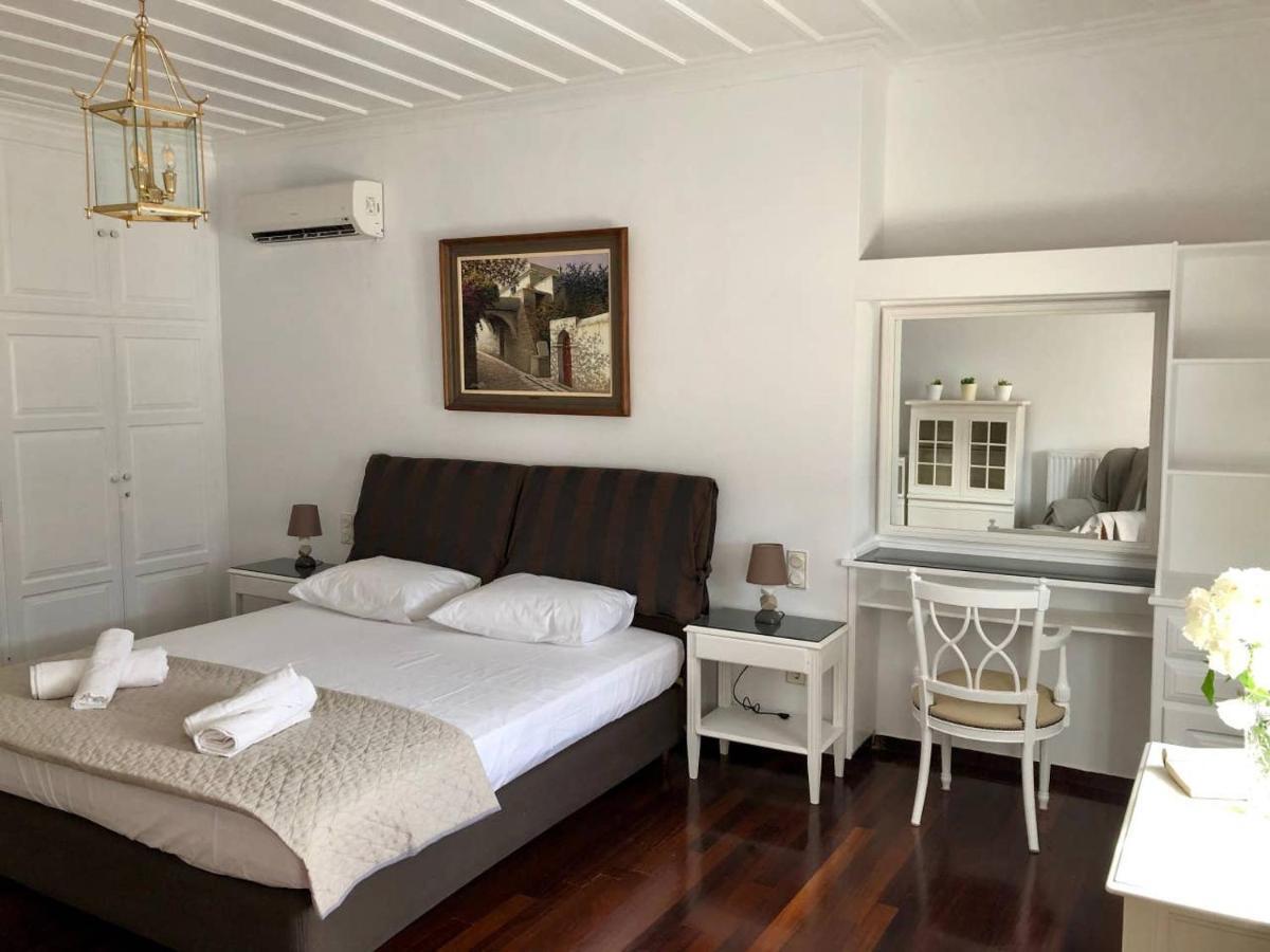Villa Andros Epoque Livádhia 外观 照片